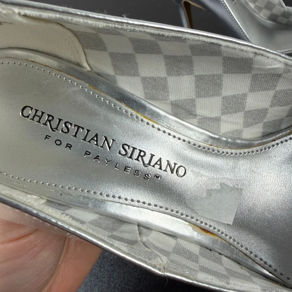 Christian Siriano shows slight